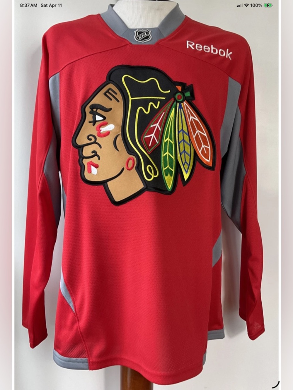Reebok Chicago Blackhawks Stitched Jersey Size Small